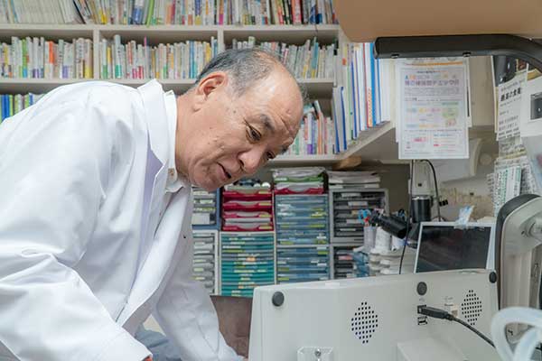 Tsurumi Clinic, the Director Takafumi Tsurumi
